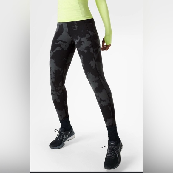 Sweaty Betty Pants - Sweaty Betty Black and Gray Leggings Athletic Fit size L